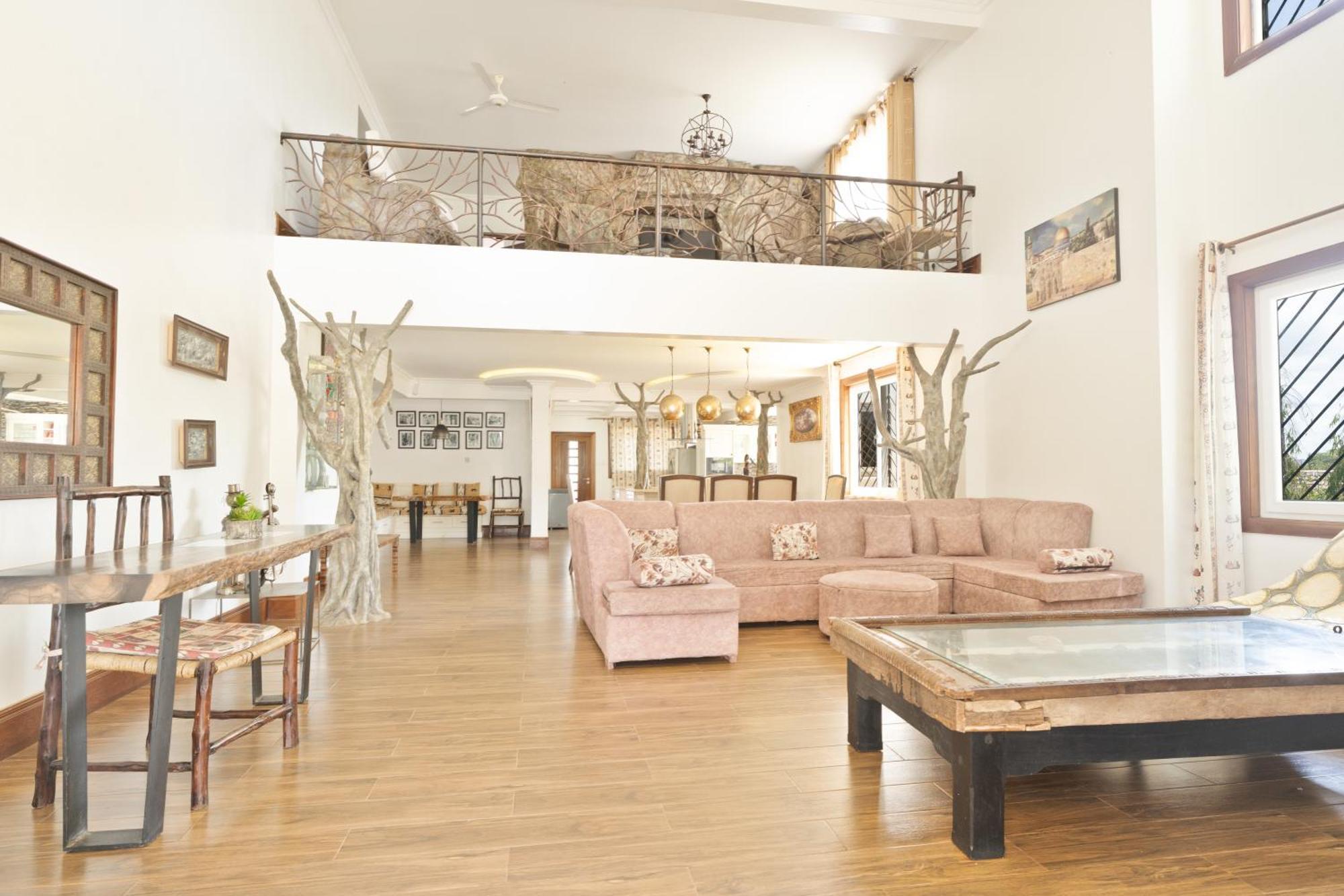 Queens Chateau Boutique Villa Praia de Diani Exterior foto
